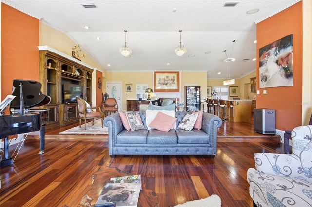 1100 N PALMETTO STREET, Leesburg, FL 34748