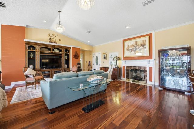 1100 N PALMETTO STREET, Leesburg, FL 34748