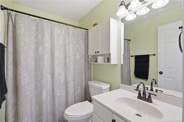 1430 Deerfield Drive, North Liberty, IA 52317