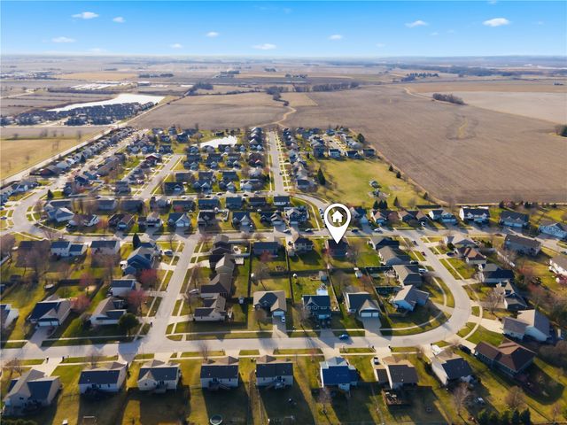 1430 Deerfield Drive, North Liberty, IA 52317