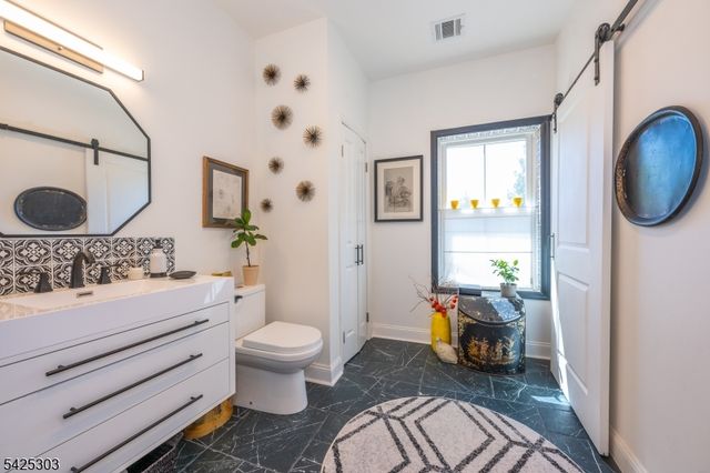 27 Village Rd, Harding Twp., NJ 07976
