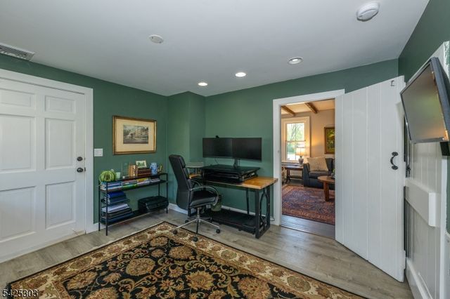 27 Village Rd, Harding Twp., NJ 07976