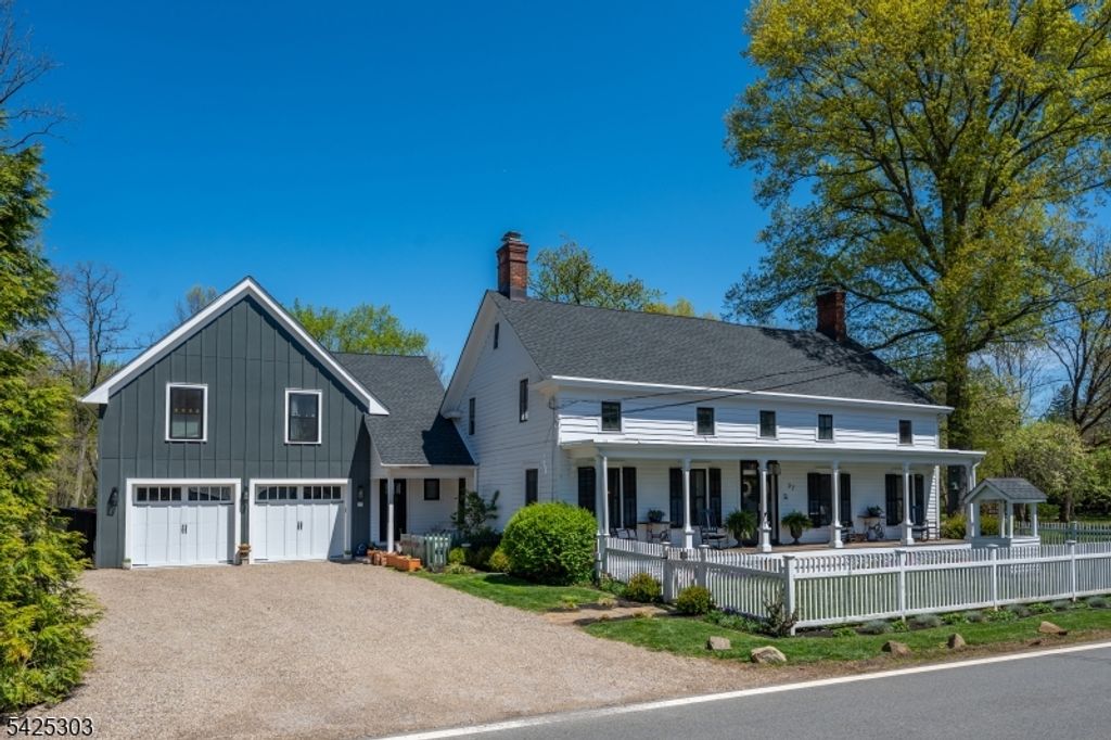 27 Village Rd, Harding Twp., NJ 07976