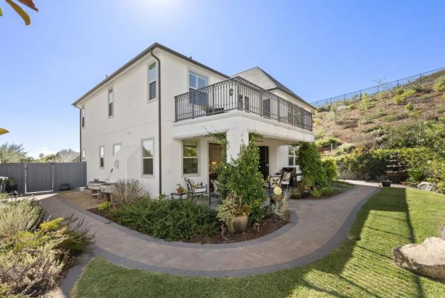 1204 Gable Court, San Marcos, CA 92069