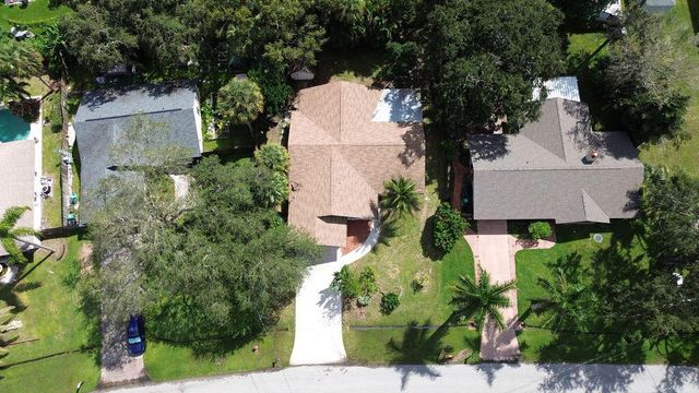 2379 SW Valnera Street, Port St Lucie, FL 34953
