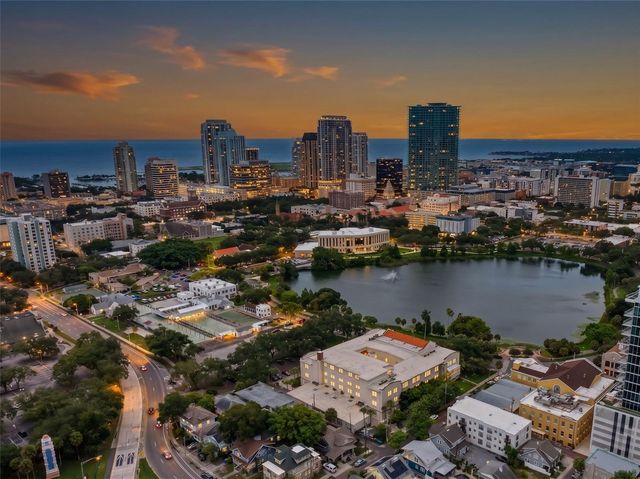 701 MIRROR LAKE DRIVE N 201, St Petersburg, FL 33701