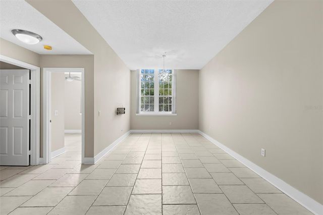 701 MIRROR LAKE DRIVE N 201, St Petersburg, FL 33701