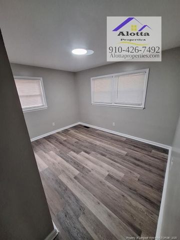 2207 McBain Drive, Fayetteville, NC 28305