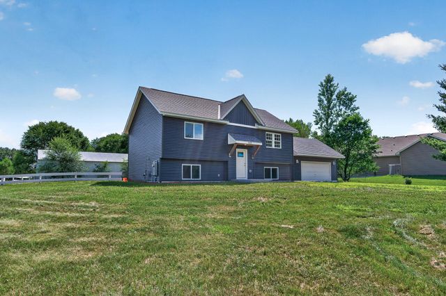 4430 214th Avenue NW, Oak Grove, MN 55303