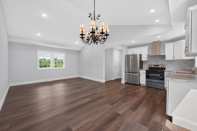 4430 214th Avenue NW, Oak Grove, MN 55303