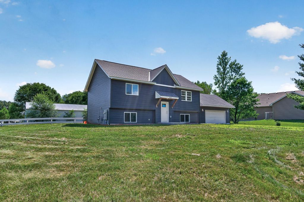 4430 214th Avenue NW, Oak Grove, MN 55303 — photo 2