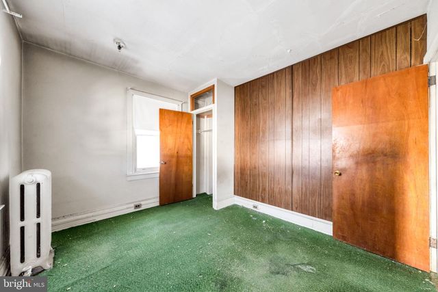 33 S WOODLAWN AVE, Aldan, PA 19018