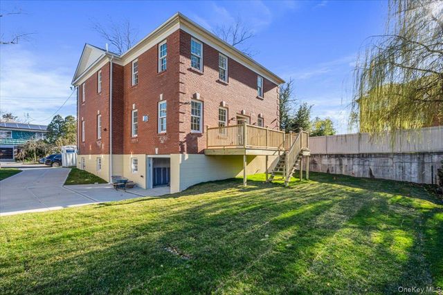 233-17 38th Drive, Douglaston, NY 11363