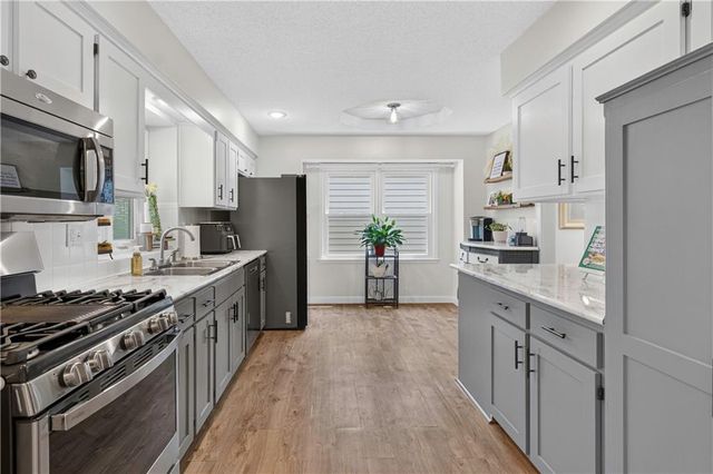 3901 10th Street Terrace, Blue Springs, MO 64015