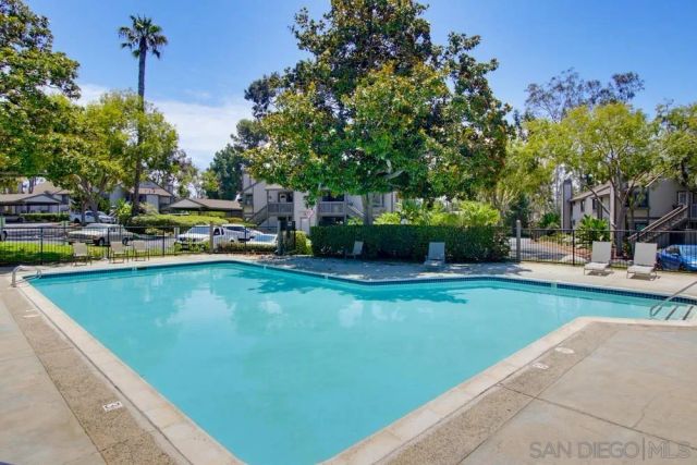 1965 Wellington Ln 2, Vista, CA 92081
