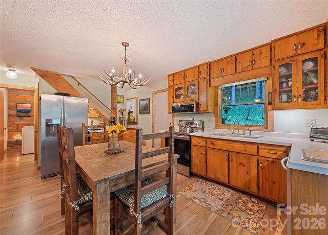 294 Laurel Branch Road, Maggie Valley, NC 28751
