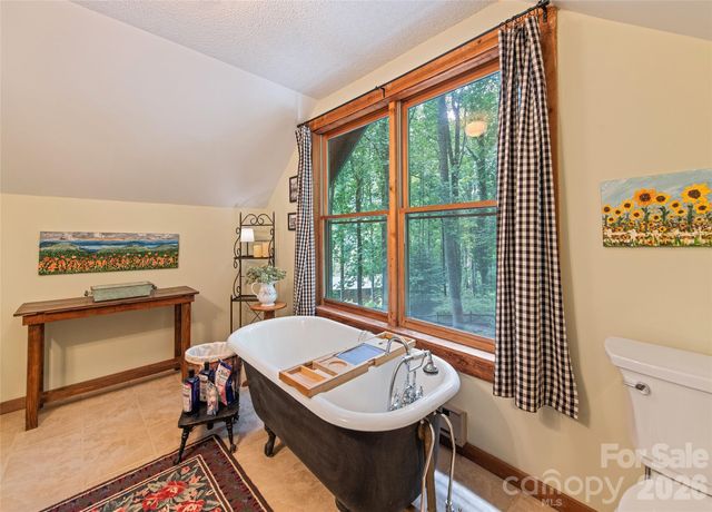 294 Laurel Branch Road, Maggie Valley, NC 28751