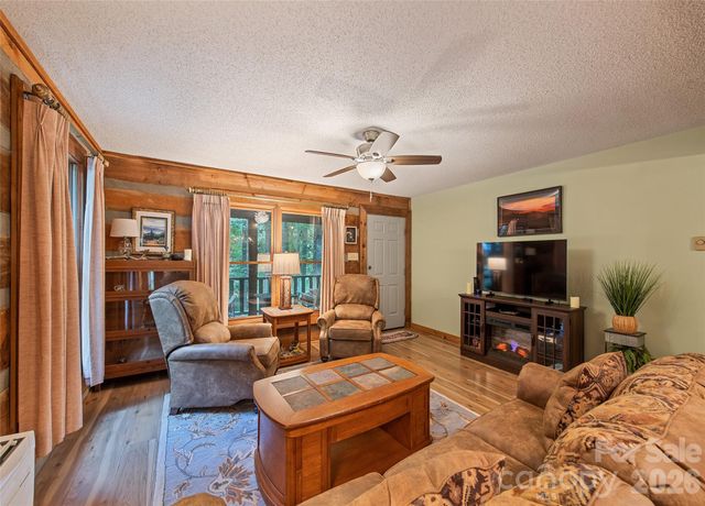 294 Laurel Branch Road, Maggie Valley, NC 28751