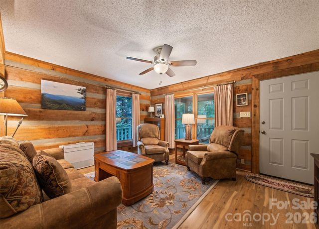 294 Laurel Branch Road, Maggie Valley, NC 28751