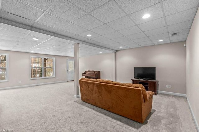 3051 Minart Drive, Winston-salem, NC 27106