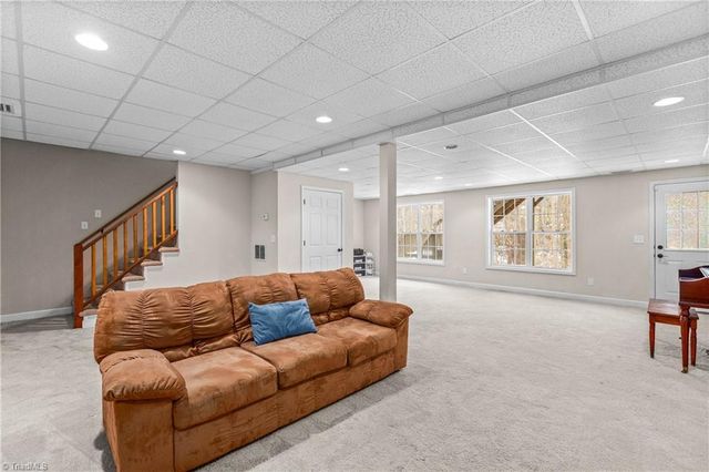 3051 Minart Drive, Winston-salem, NC 27106