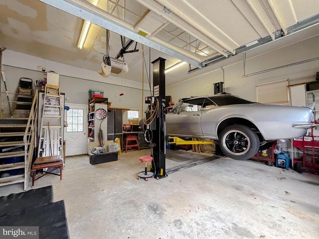 9227 MIMOSA DR, La Plata, MD 20646