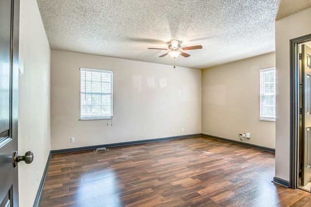 1216 Curran Ct, Antioch, TN 37013