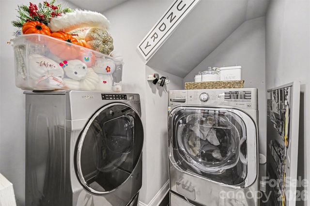 14832 Brighton Place, Charlotte, NC 28227