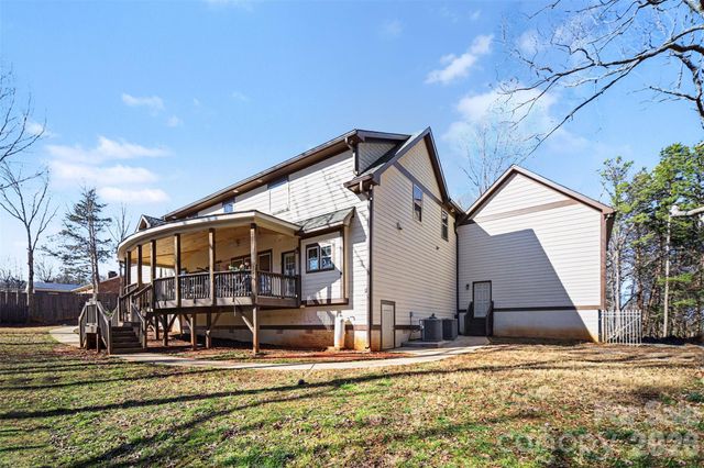 14832 Brighton Place, Charlotte, NC 28227