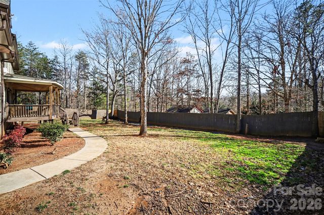 14832 Brighton Place, Charlotte, NC 28227