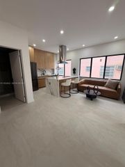 2436 SW 7th St 3, Miami, FL 33135