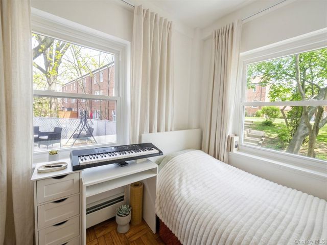 147-15 Village 31 GD, Briarwood, NY 11435