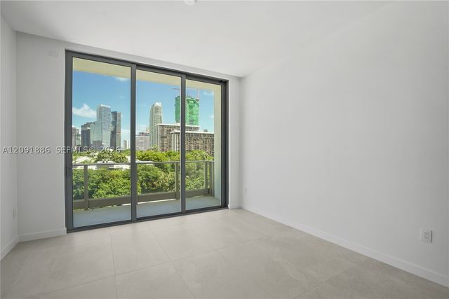 2200 Brickell Ave PH06, Miami, FL 33129
