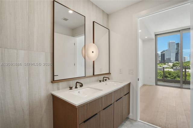 2200 Brickell Ave PH06, Miami, FL 33129