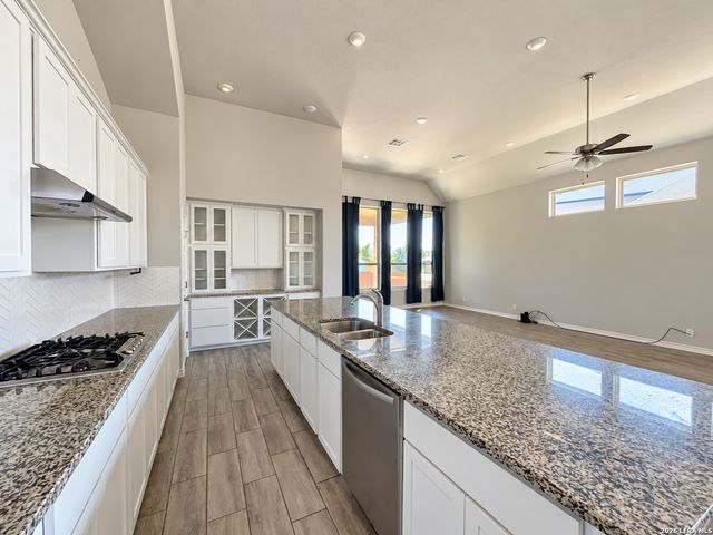 12318 Upton Park, San Antonio, TX 78253