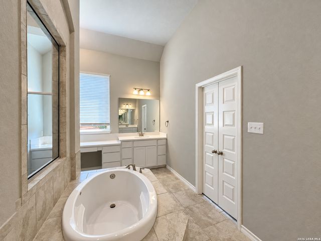 12318 Upton Park, San Antonio, TX 78253