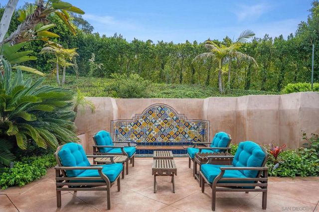 6002 Paseo Valencia, Rancho Santa Fe, CA 92067