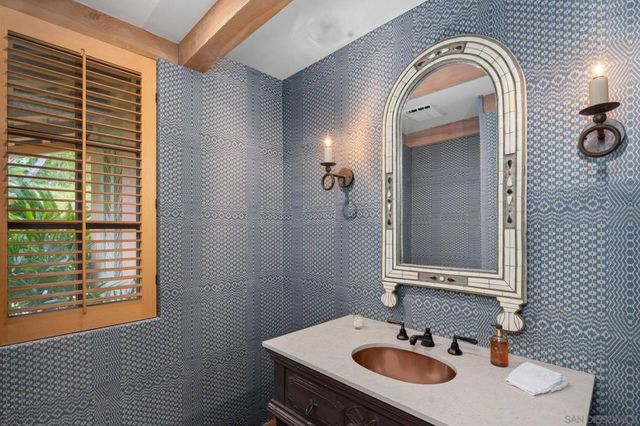 6002 Paseo Valencia, Rancho Santa Fe, CA 92067