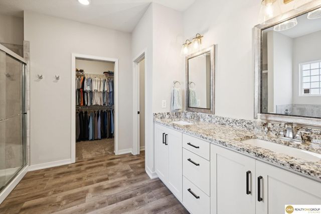 6302 S 200 Street, Omaha, NE 68135