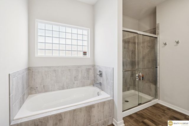 6302 S 200 Street, Omaha, NE 68135