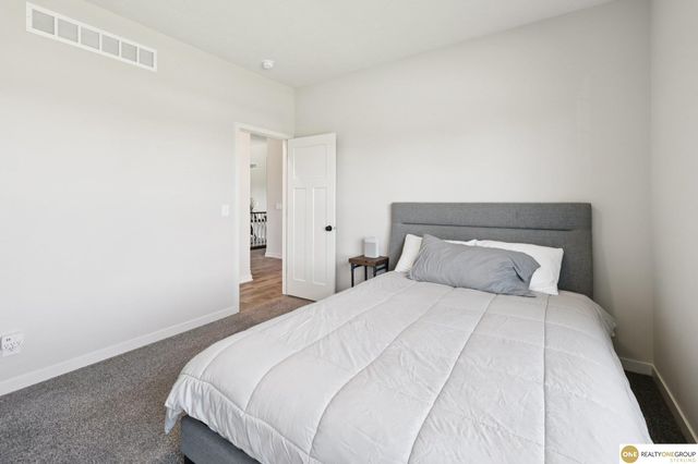 6302 S 200 Street, Omaha, NE 68135