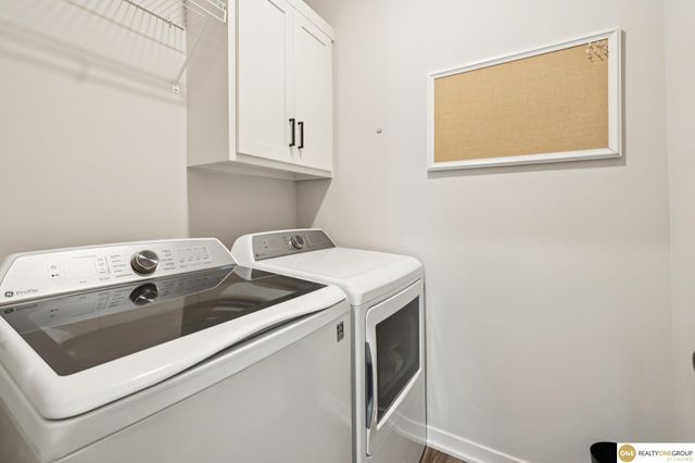 6302 S 200 Street, Omaha, NE 68135