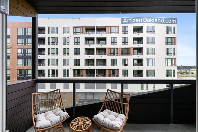 260 260 Brooklyn Basin Way 441, Oakland, CA 94606