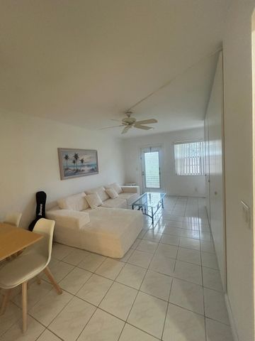 138 Markham G, Deerfield Beach, FL 33442