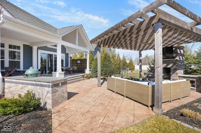 1067 Oswego Road, Carmel, IN 46032