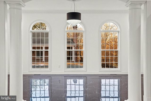 8 GLENBERRY CT, Phoenix, MD 21131