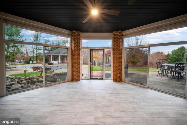 8 GLENBERRY CT, Phoenix, MD 21131