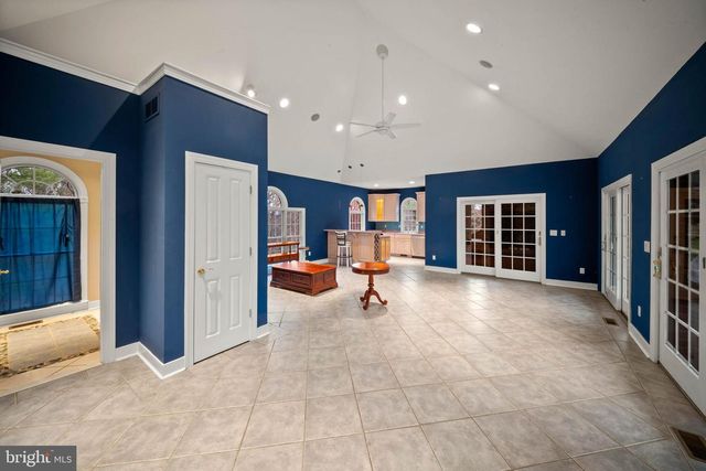 8 GLENBERRY CT, Phoenix, MD 21131