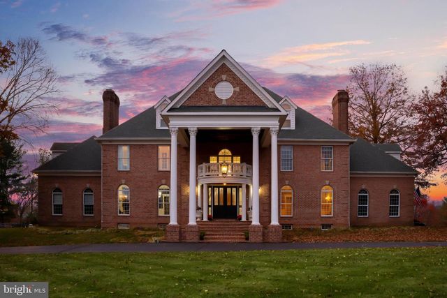 8 GLENBERRY CT, Phoenix, MD 21131