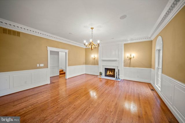 8 GLENBERRY CT, Phoenix, MD 21131